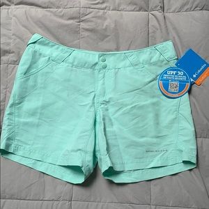 Columbia performance fishing gear shorts